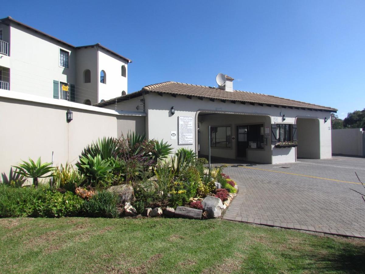 Santini Lace Self Catering Unit プレッテンバーグ・ベイ エクステリア 写真