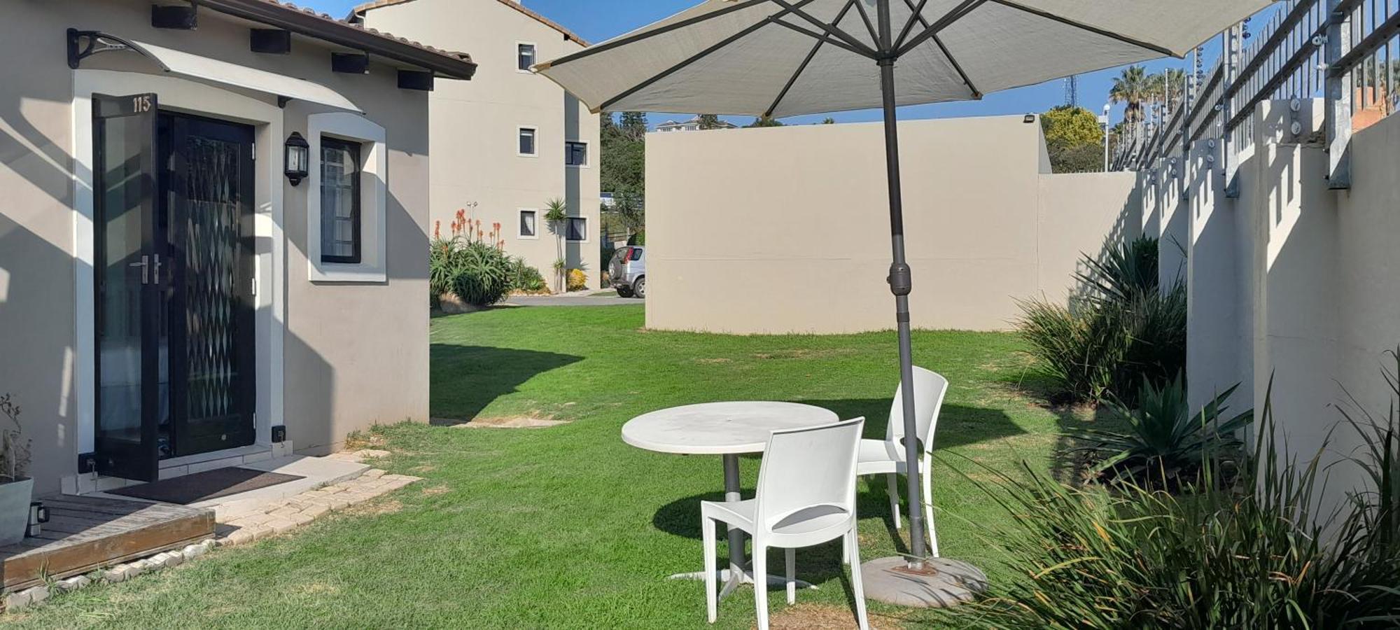 Santini Lace Self Catering Unit プレッテンバーグ・ベイ エクステリア 写真