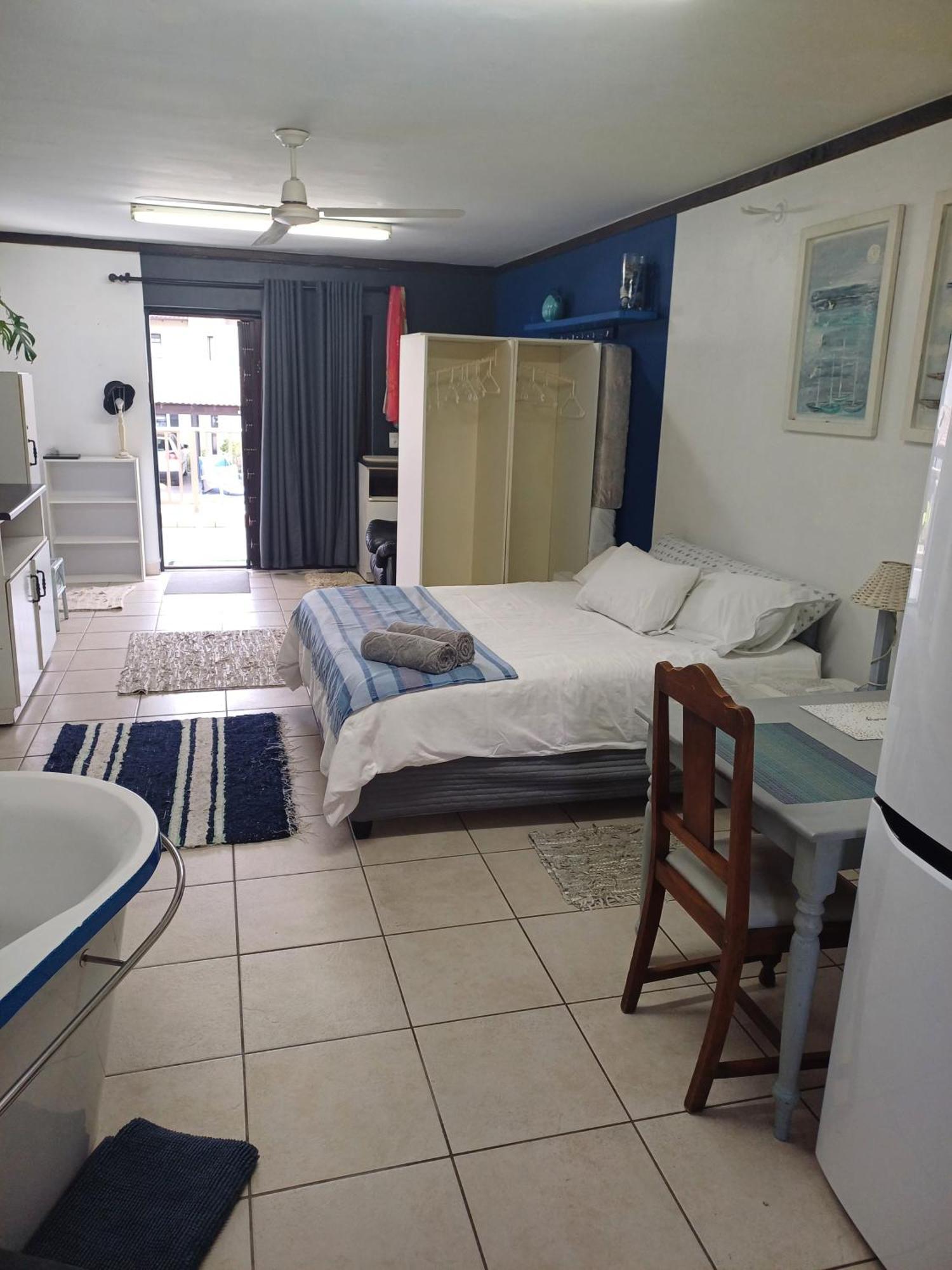 Santini Lace Self Catering Unit プレッテンバーグ・ベイ エクステリア 写真