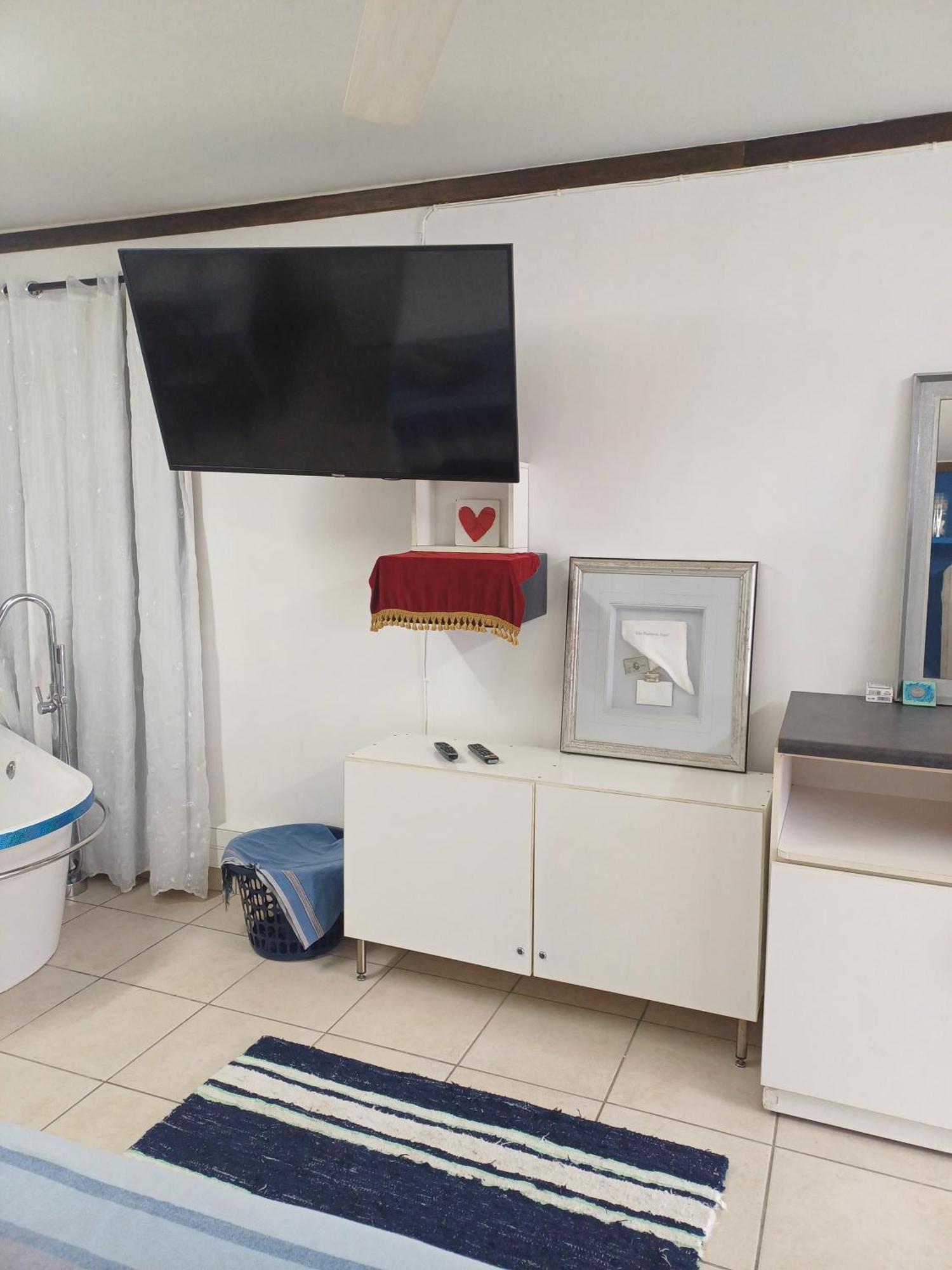 Santini Lace Self Catering Unit プレッテンバーグ・ベイ エクステリア 写真