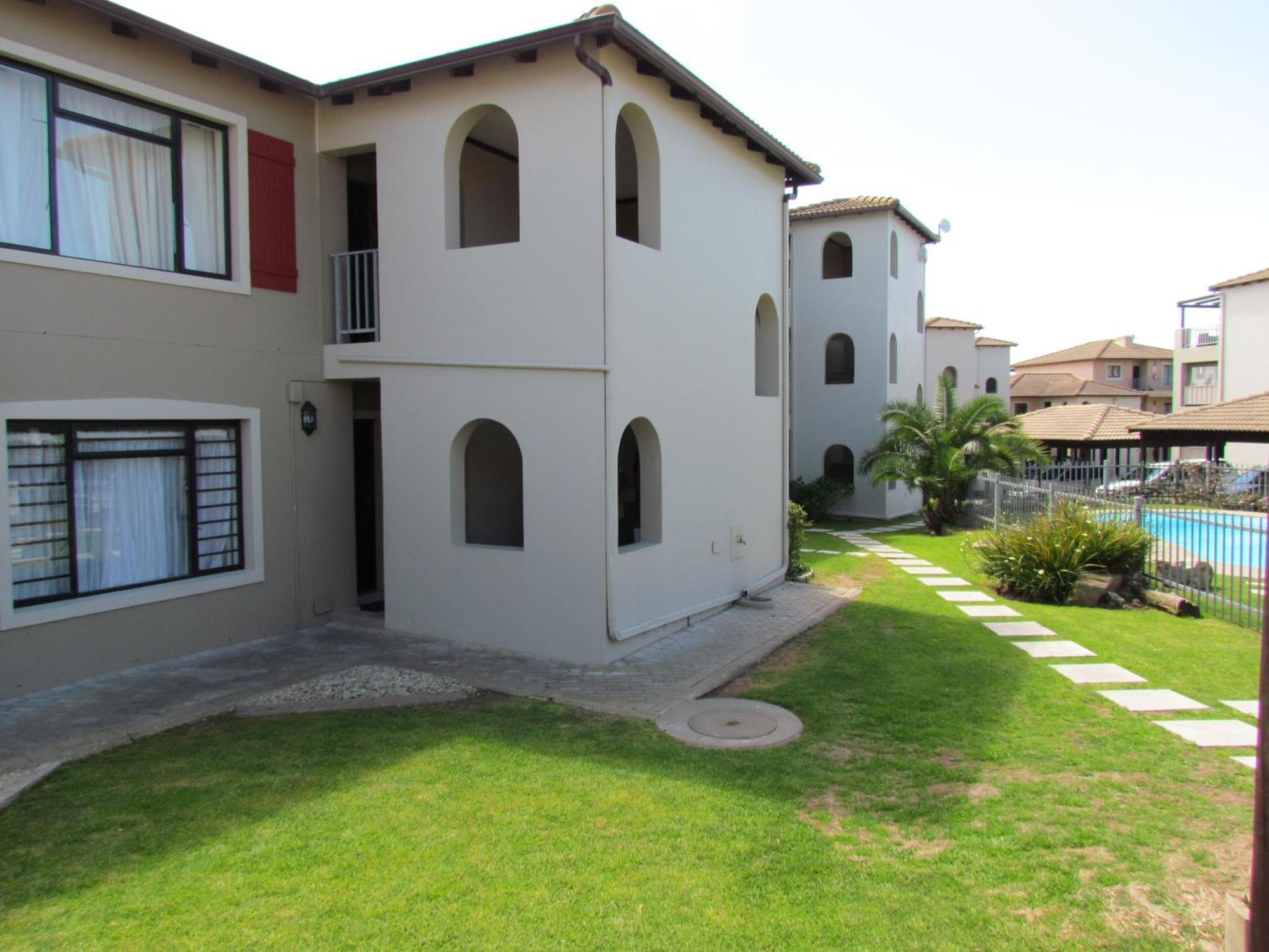 Santini Lace Self Catering Unit プレッテンバーグ・ベイ エクステリア 写真