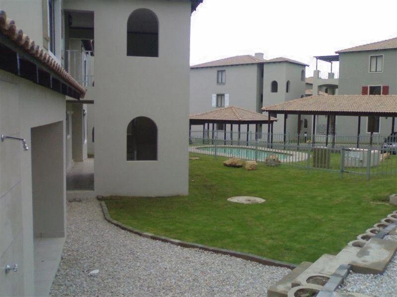 Santini Lace Self Catering Unit プレッテンバーグ・ベイ エクステリア 写真